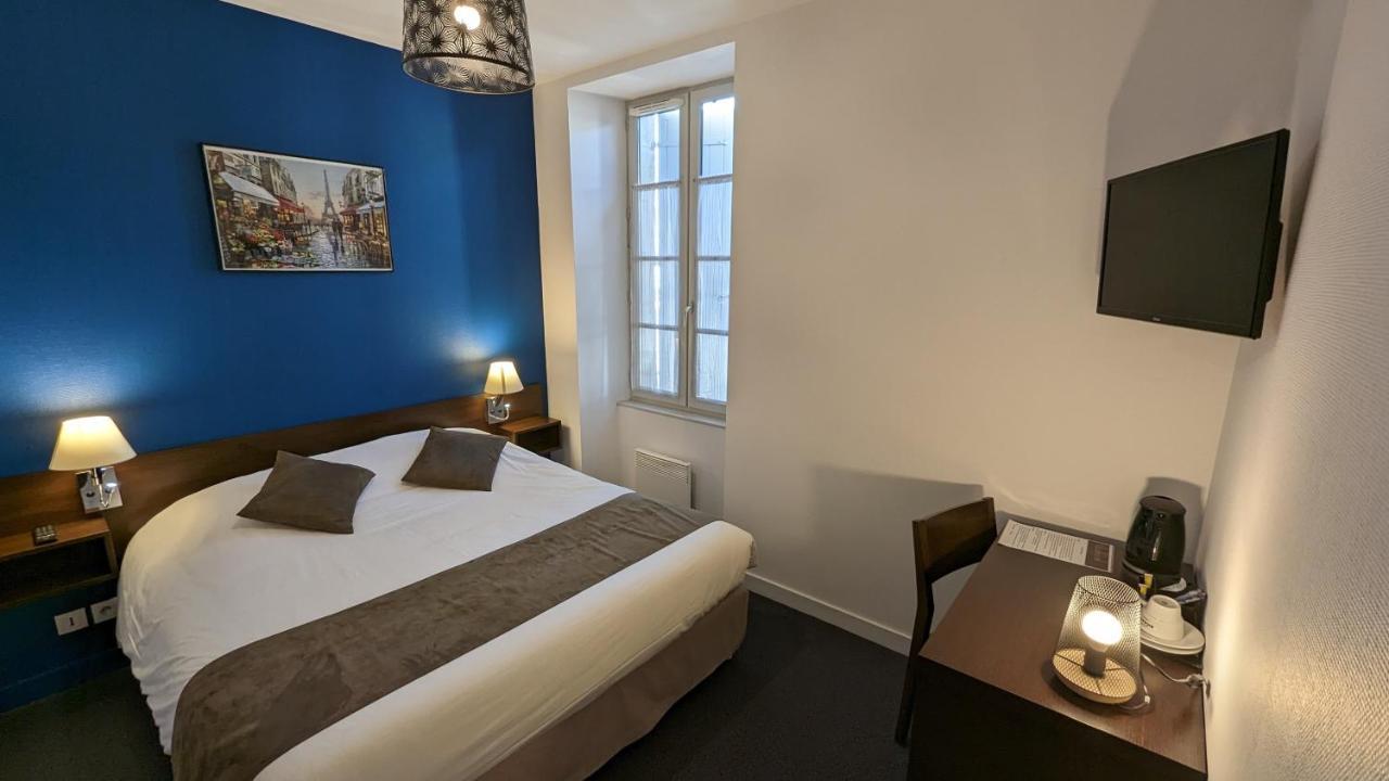 Hotel Restaurant Le Lion D'Or Gémozac Eksteriør bilde
